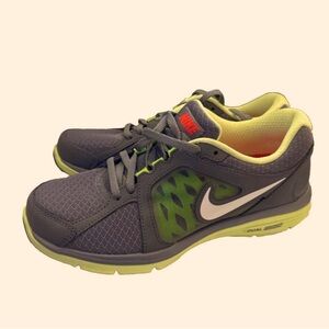 Nike Dual Fushion Athletic Running Shoes Grey Yellow Women's